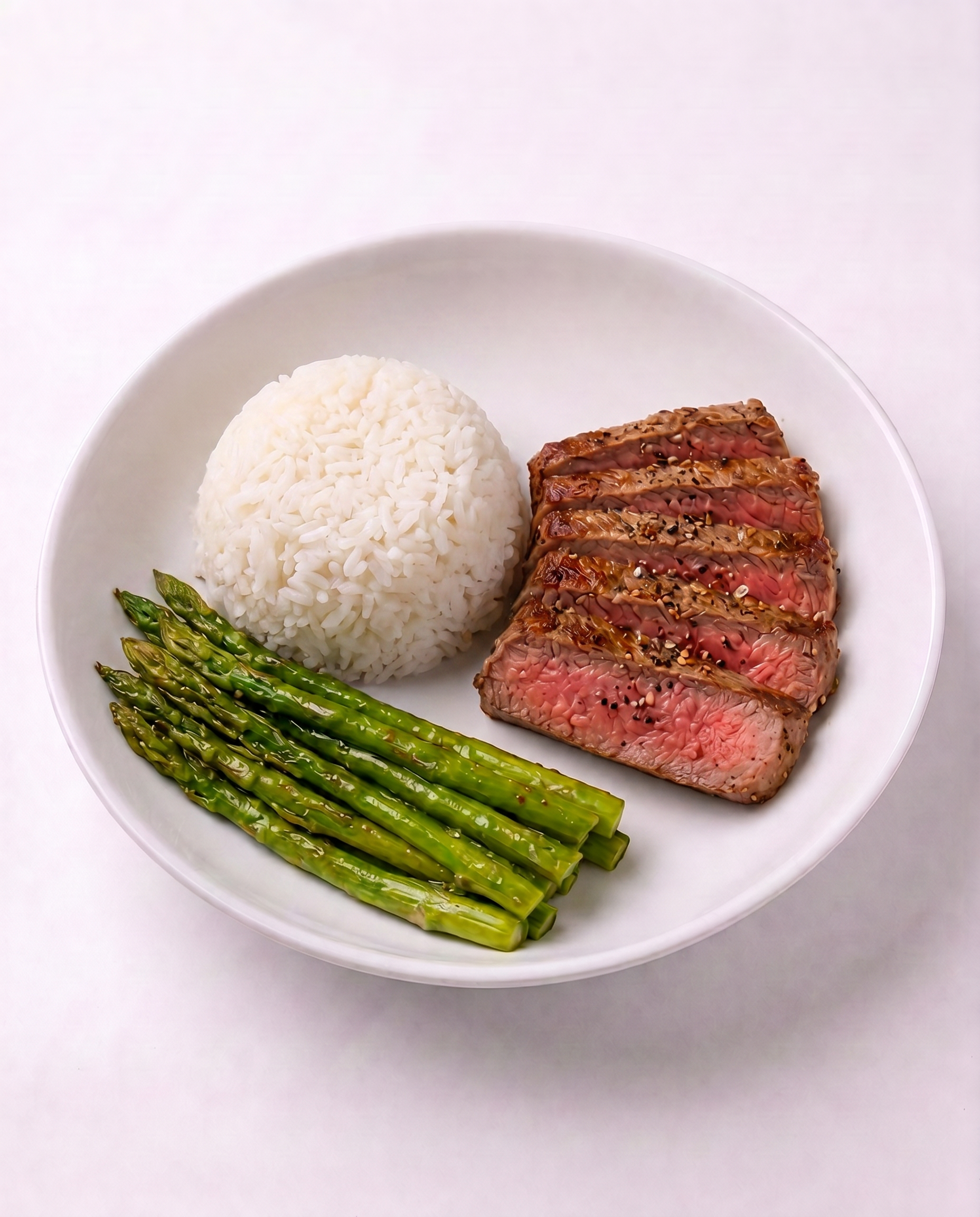 Flank Steak with White Rice and Asparagus